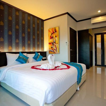 Kata Green Beach Hotel Buitenkant foto